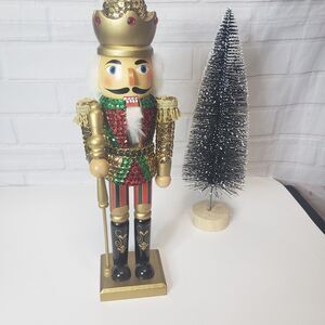 Vintage Style 15" Wooden Christmas Nutcracker King Red Green Gold Sequin Jacket
